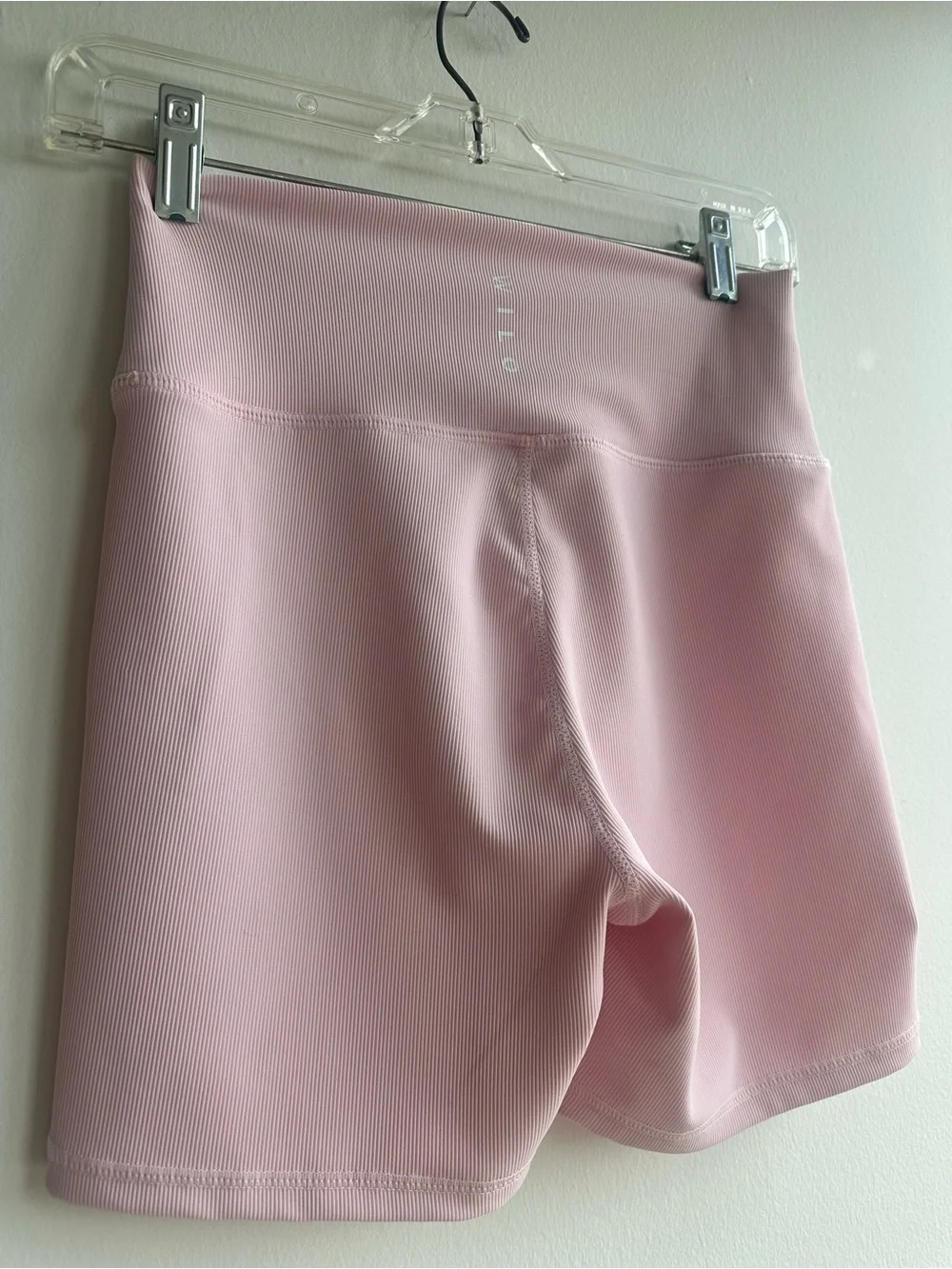 NWT Wilo Women’s High-Rise Pink Bike Shorts - Picture 3 of 4